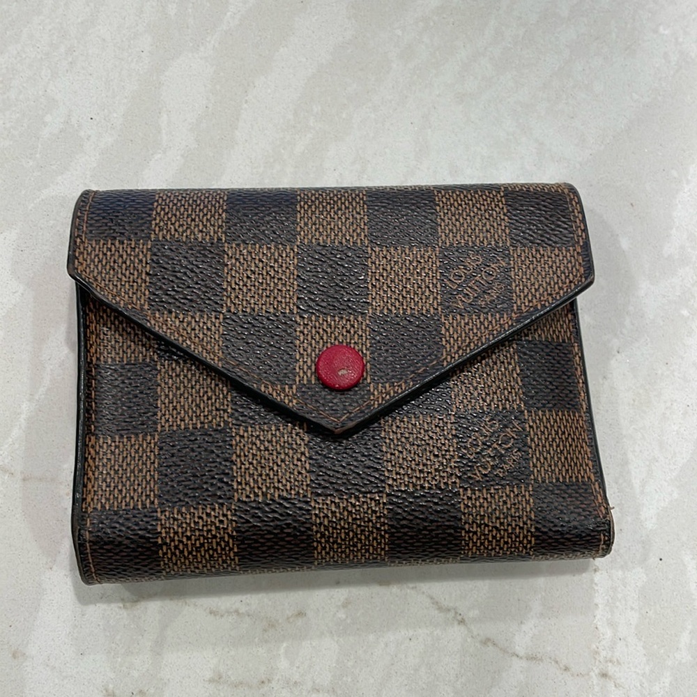 Louis Vuitton Damier Ebene Victorine Wallet